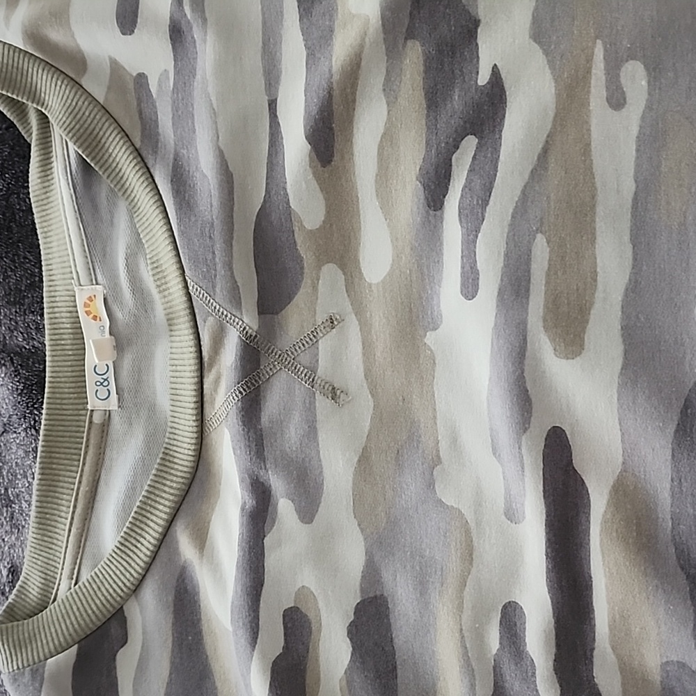 Women's C&C California Olive Green Camo Long Sleeve Shirt - Picture 4 of 5